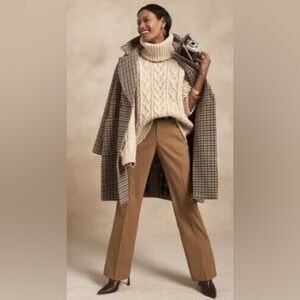 Banana Republic Logan Pants, Camel, size 0